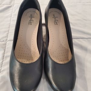 Clark's black heels